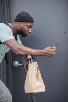 How to Work With Transportation Apps: Steps for Securing Transportation App Jobs